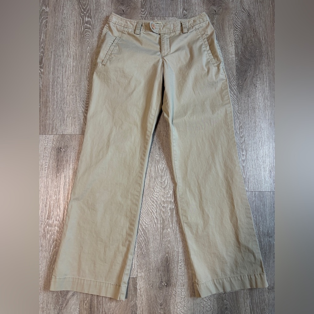 Eddie Bauer Voshon Fit Khaki Pants – Size 4